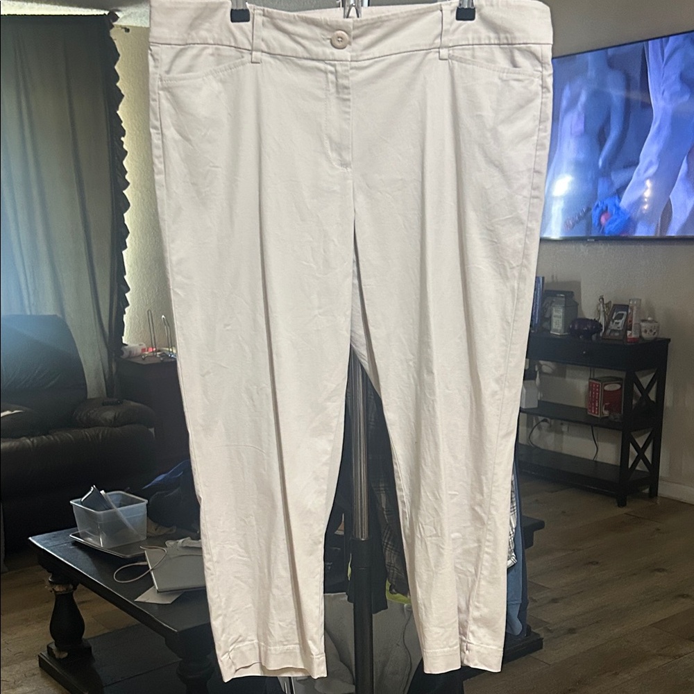 LOFT Women’s Cropped pants